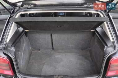 Хетчбек Volkswagen Golf 1997 в 