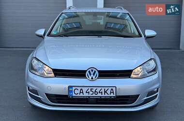 Универсал Volkswagen Golf 2016 в 