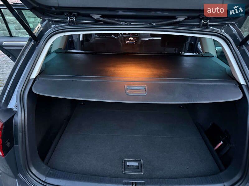 Универсал Volkswagen Golf 2017 в Тернополе