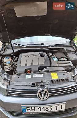 Универсал Volkswagen Golf 2010 в 