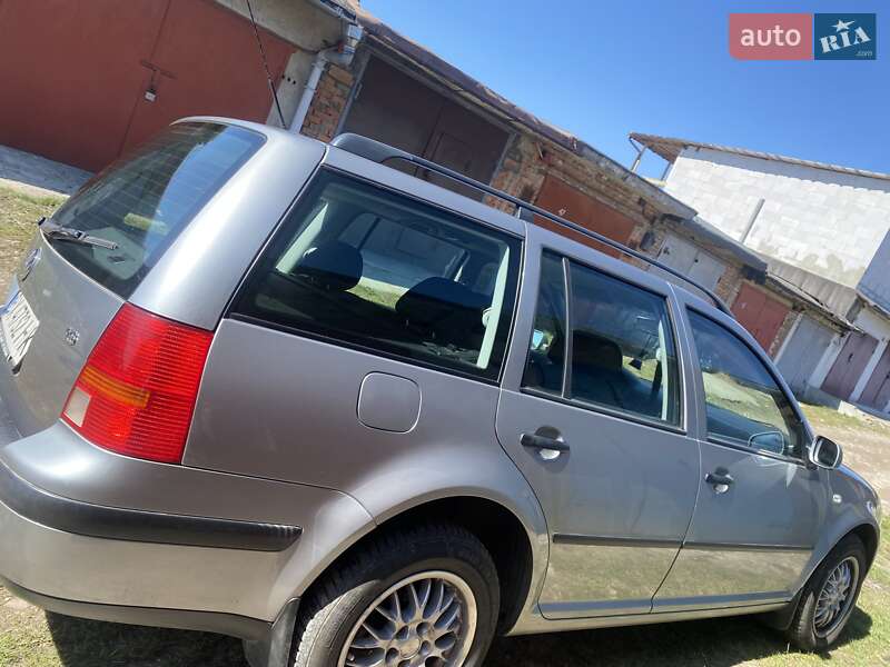 Універсал Volkswagen Golf 2002 в Хмельницькому