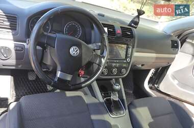 Универсал Volkswagen Golf 2009 в 