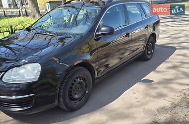 Універсал Volkswagen Golf 2009 в 