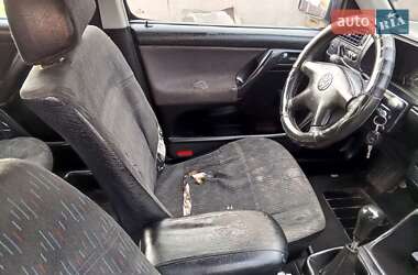 Хэтчбек Volkswagen Golf 1997 в 
