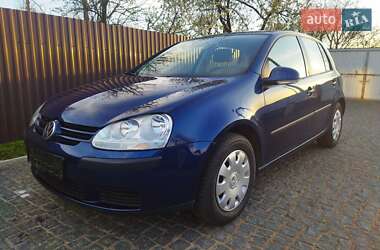 Хетчбек Volkswagen Golf 2006 в Житомирі