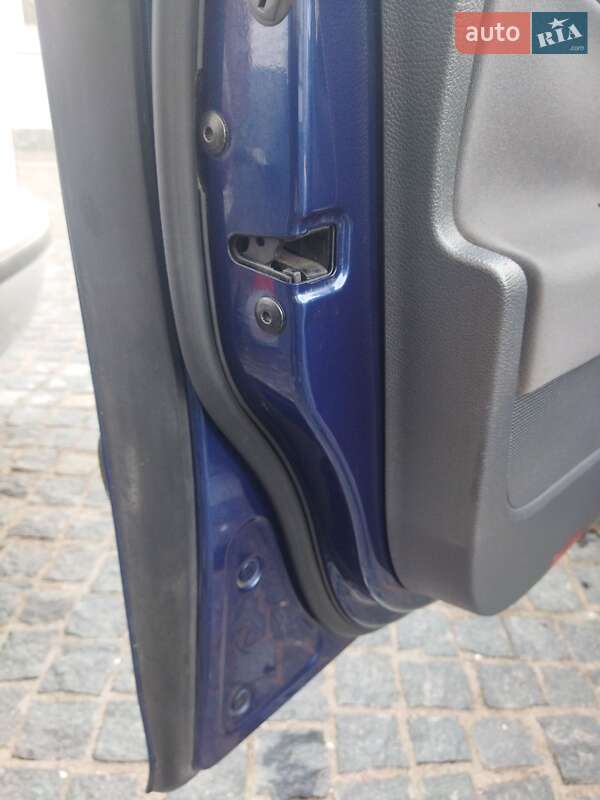 Хэтчбек Volkswagen Golf 2006 в Житомире фото 36 Хэтчбек Volkswagen Golf 2006 в Житомире