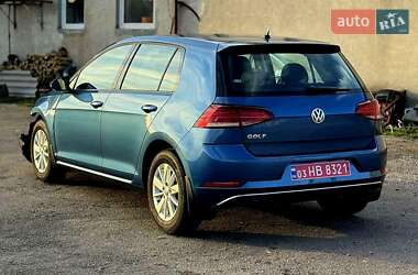 Хэтчбек Volkswagen Golf 2020 в 