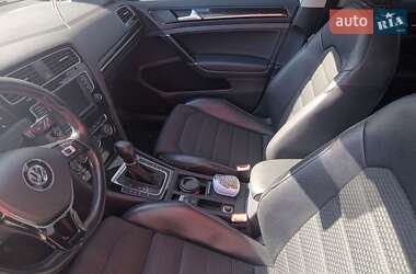Универсал Volkswagen Golf 2016 в 