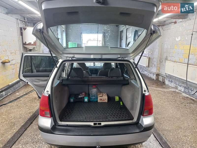 Универсал Volkswagen Golf 2000 в Кропивницком