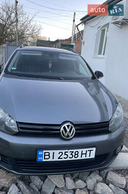 Универсал Volkswagen Golf 2013 в 