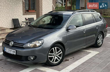 Хэтчбек Volkswagen Golf 2010 в 