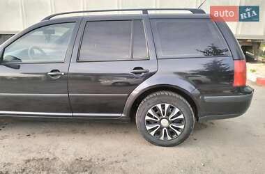 Универсал Volkswagen Golf 2000 в 