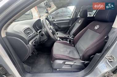 Универсал Volkswagen Golf 2012 в 