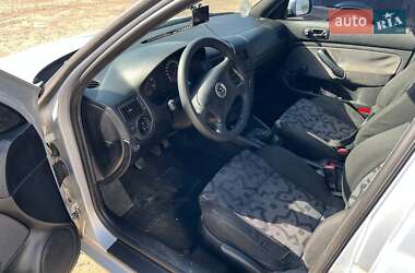 Хетчбек Volkswagen Golf 1997 в 