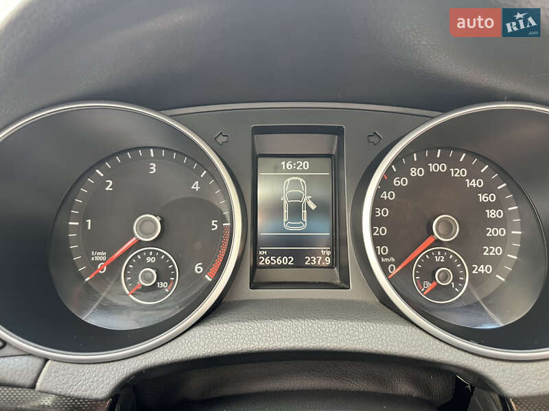 Универсал Volkswagen Golf 2012 в Львове