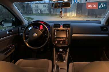 Універсал Volkswagen Golf 2008 в 