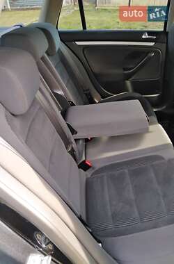 Универсал Volkswagen Golf 2008 в 