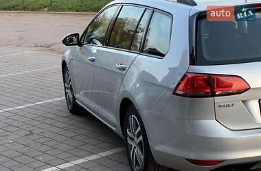 Универсал Volkswagen Golf 2016 в 