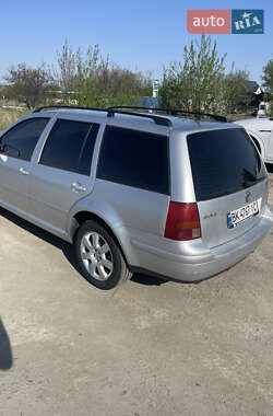 Универсал Volkswagen Golf 2003 в 