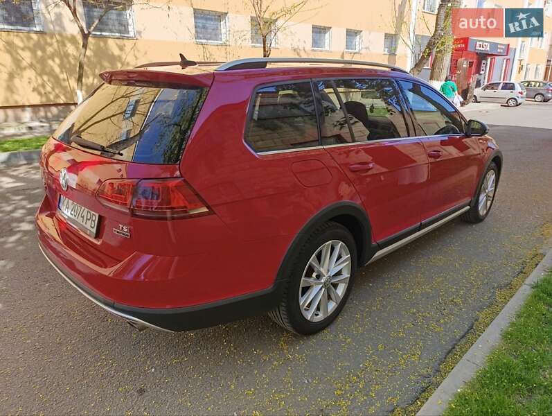 Универсал Volkswagen Golf 2017 в Белгороде-Днестровском