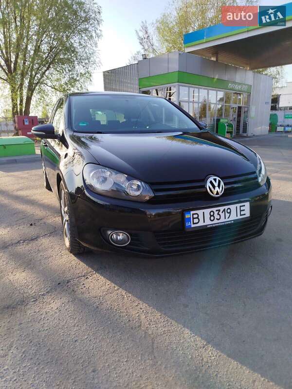 Хетчбек Volkswagen Golf 2010 в Лубнах