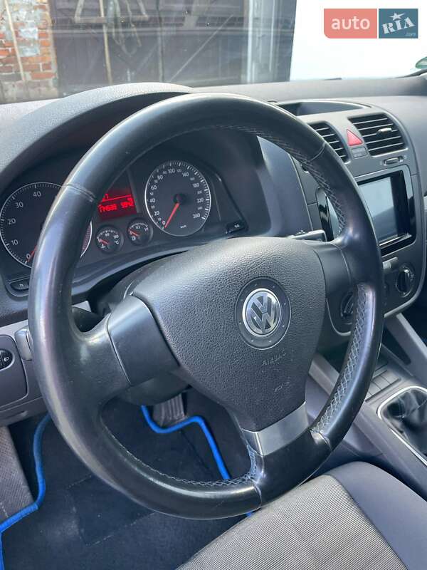 Хэтчбек Volkswagen Golf 2007 в Любомле