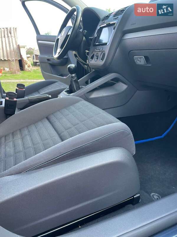 Хэтчбек Volkswagen Golf 2007 в Любомле