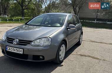 Хэтчбек Volkswagen Golf 2007 в 
