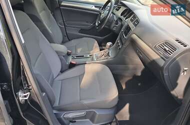 Универсал Volkswagen Golf 2015 в 