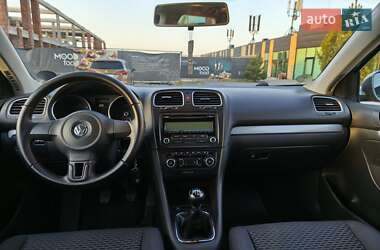 Универсал Volkswagen Golf 2009 в 