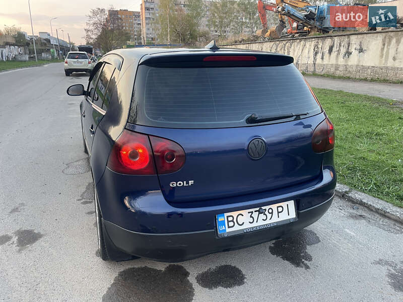 Хэтчбек Volkswagen Golf 2007 в Львове