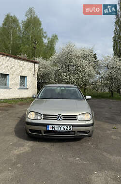 Універсал Volkswagen Golf 2004 в Костопілі