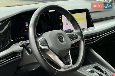 Універсал Volkswagen Golf 2021 в 