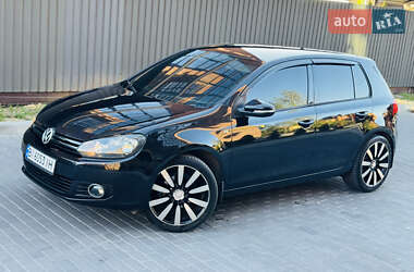 Хетчбек Volkswagen Golf 2010 в 