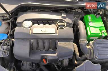 Універсал Volkswagen Golf 2008 в 