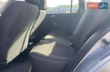 Универсал Volkswagen Golf 2001 в 