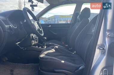 Универсал Volkswagen Golf 2001 в 