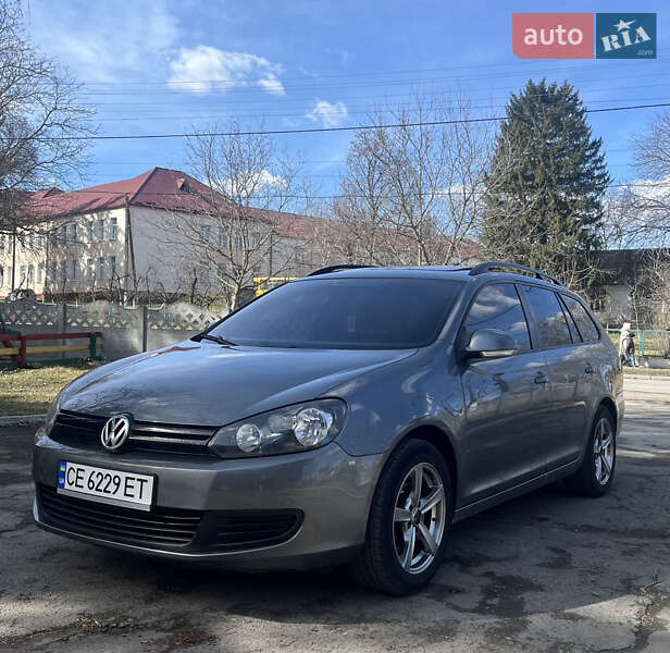 Универсал Volkswagen Golf 2011 в 