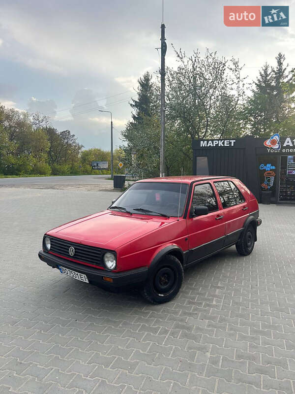 Хетчбек Volkswagen Golf 1988 в 