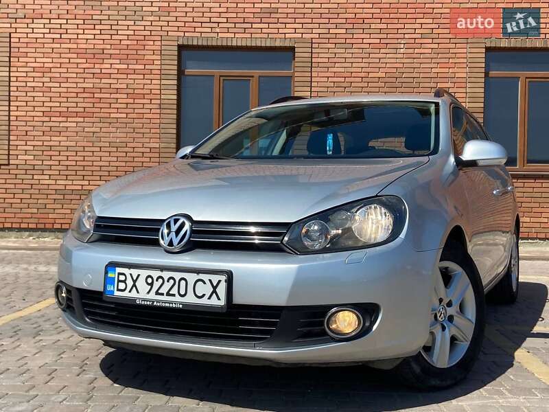 Універсал Volkswagen Golf 2009 в 
