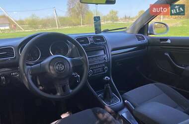 Універсал Volkswagen Golf 2009 в 