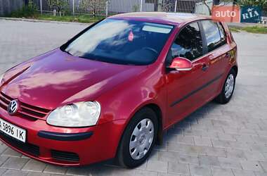 Хетчбек Volkswagen Golf 2005 в Черкасах