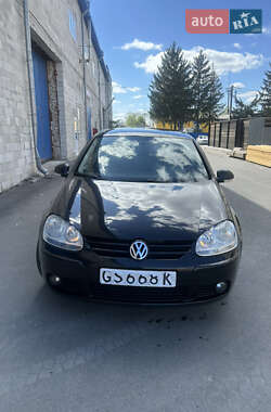 Хэтчбек Volkswagen Golf 2006 в 