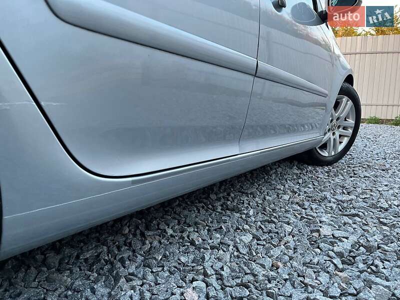 Хэтчбек Volkswagen Golf 2007 в Полтаве