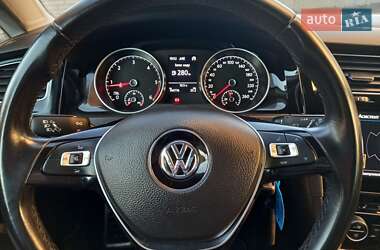 Універсал Volkswagen Golf 2018 в 