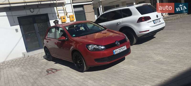 Хэтчбек Volkswagen Golf 2009 в Мукачево