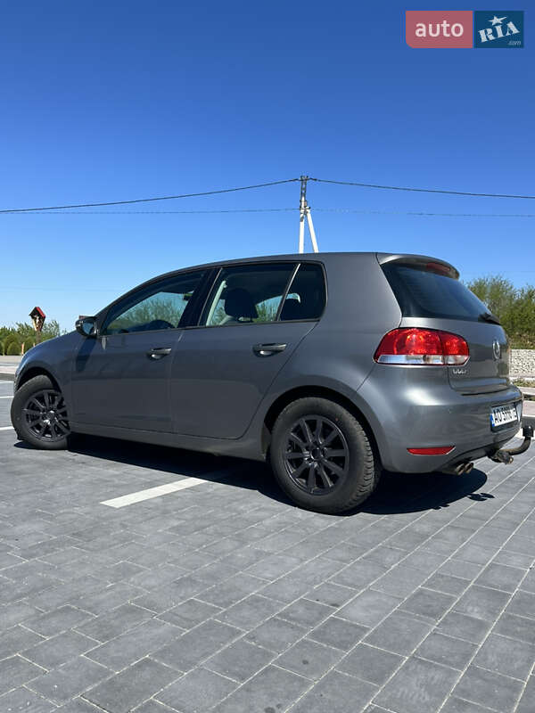 Хетчбек Volkswagen Golf 2009 в Львові