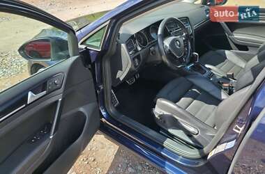 Универсал Volkswagen Golf 2014 в 