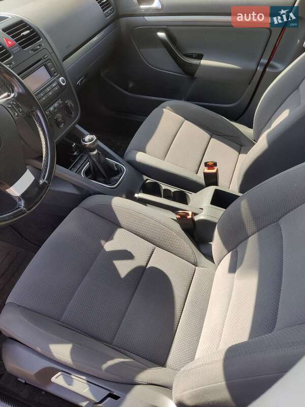 Хэтчбек Volkswagen Golf 2006 в Коростене фото 21 Хэтчбек Volkswagen Golf 2006 в Коростене
