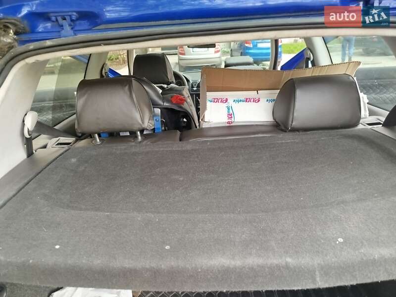 Хэтчбек Volkswagen Golf 1999 в Долинской